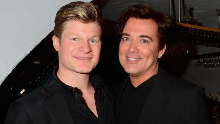 Eamonn Farrell Lives a Happy Married Life With His Partner.